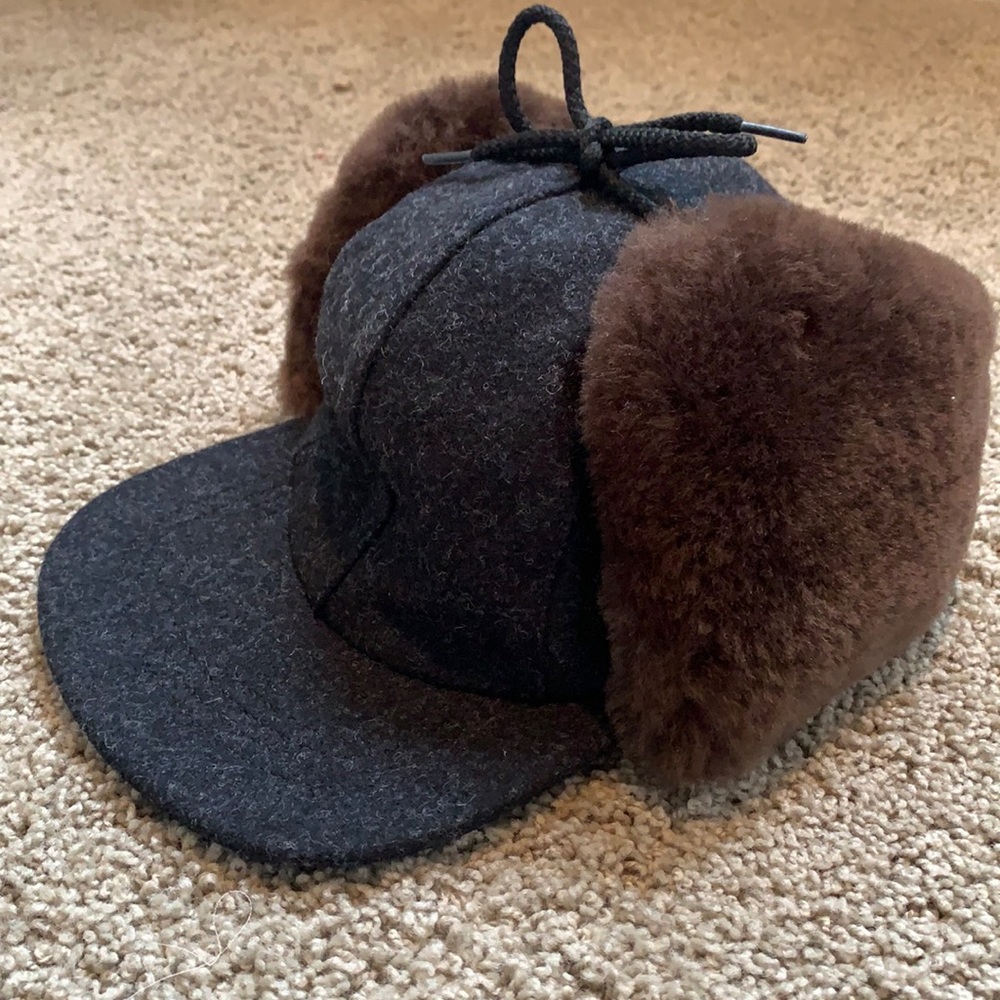 Stylish Gray and Brown Women's Cap